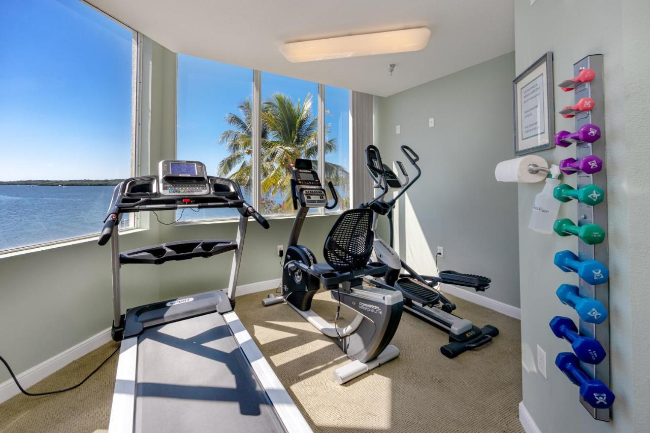 Elegant Waterfront Place For Two/Boca Ciega Resort St. Petersburg Exterior photo