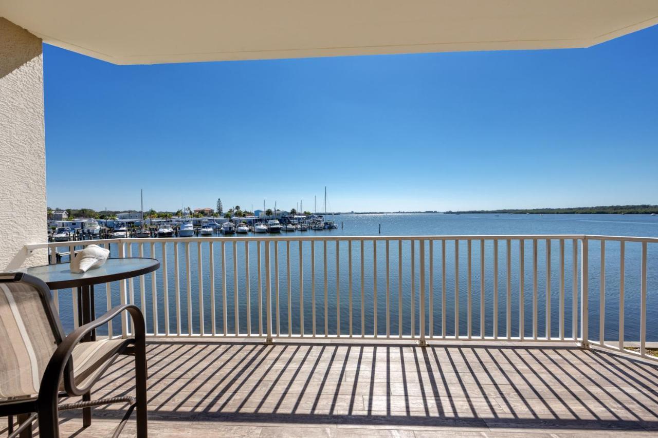 Elegant Waterfront Place For Two/Boca Ciega Resort St. Petersburg Exterior photo